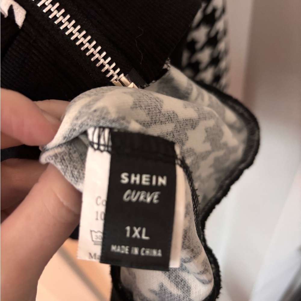 SHEIN Black & White Houndstooth Zip Bomber Jacket - Picture 3 of 4